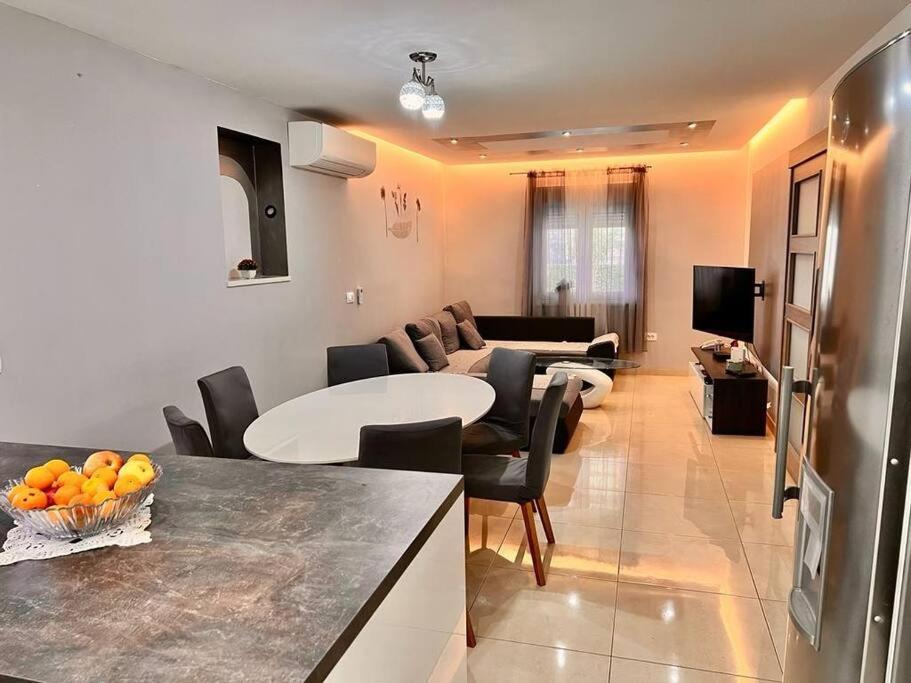 Holiday Home Gamaliel Kaštela Extérieur photo
