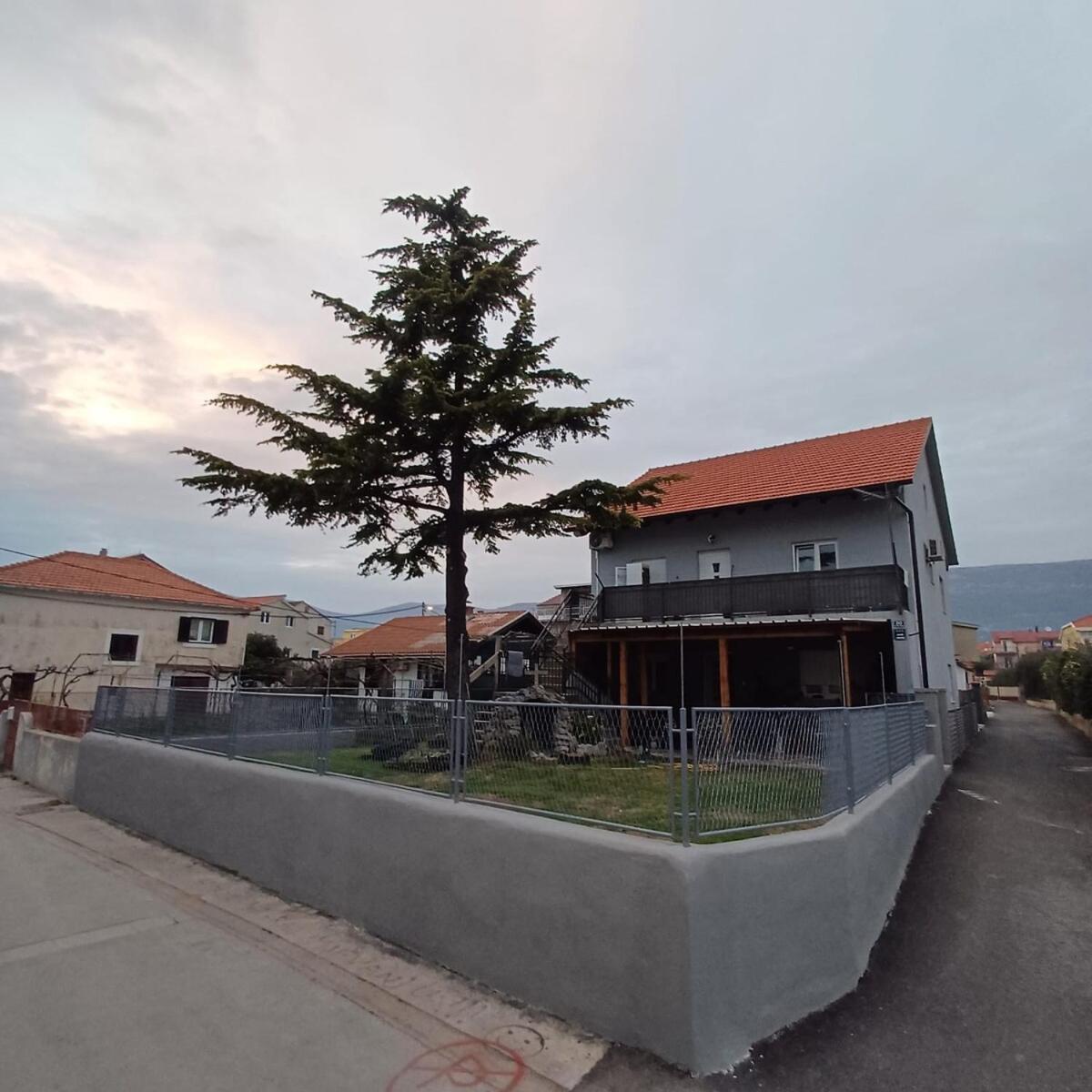 Holiday Home Gamaliel Kaštela Extérieur photo