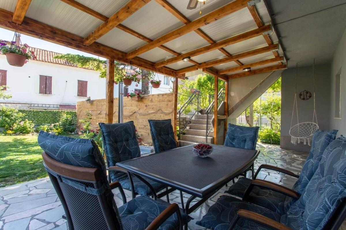 Holiday Home Gamaliel Kaštela Extérieur photo